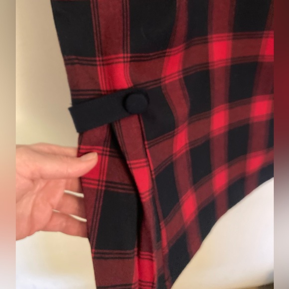 Voodoo Vixen pencil skirt. Red & navy plaid. Pinup. Size L. - Picture 4 of 11